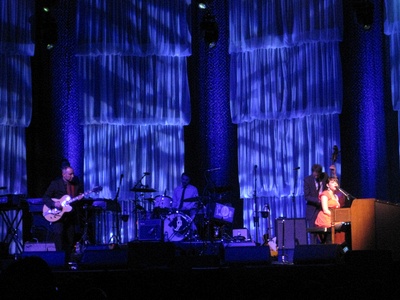 nyc-20100327-214712-95-is